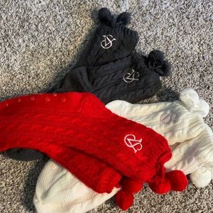 pack of three Victoria’s secret socks